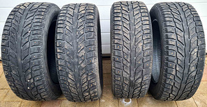 COOPER NAASTREHVID 215/60 R17 (2 foto / 6)