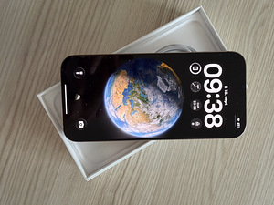 Продаётся Iphone 16 Pro Max 256gb в хорошем состоянии (1 фото из 6)
