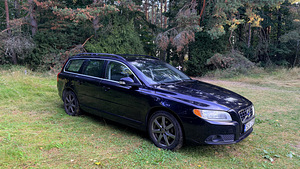 Volvo V70 (2 foto / 9)