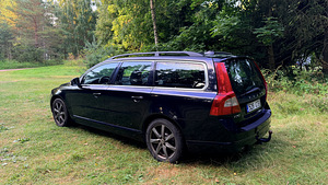 Volvo V70 (4 foto / 9)