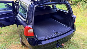 Volvo V70 (8 foto / 9)