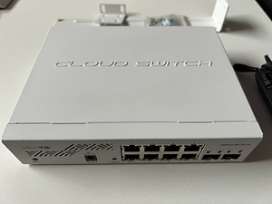 Mikrotik Switch CSS610-8G-2S+IN (8*1G+2*10G SFP+) 10Gbit (2 foto / 3)
