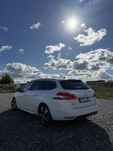 Peugeot 308 GT (6 foto / 14)