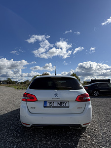 Peugeot 308 GT (4 foto / 14)