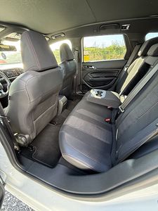 Peugeot 308 GT (11 foto / 14)