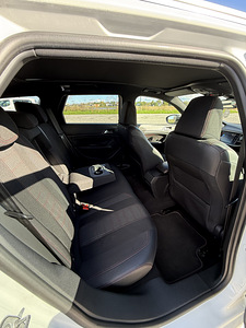 Peugeot 308 GT (12 foto / 14)