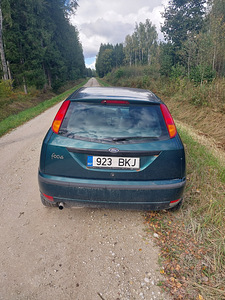 Auto (1 foto / 5)
