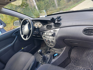 Auto (5 foto / 5)