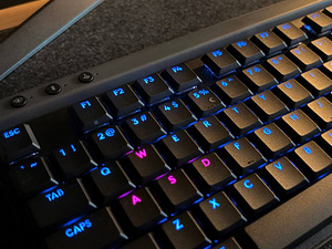 Клавиатура Logitech G515 (4 фото из 7)