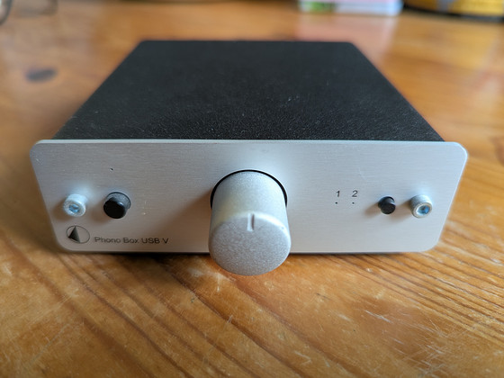 Pro-Ject Phono Box USB V (hõbe)