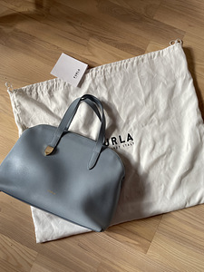 Сумка Furla (1 фото из 4)