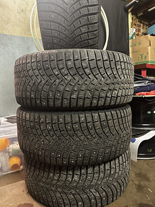 275/45R20 4 tk (1 foto / 2)