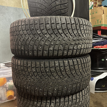 275/45R20 4 tk