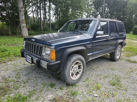 Jeep cherokee