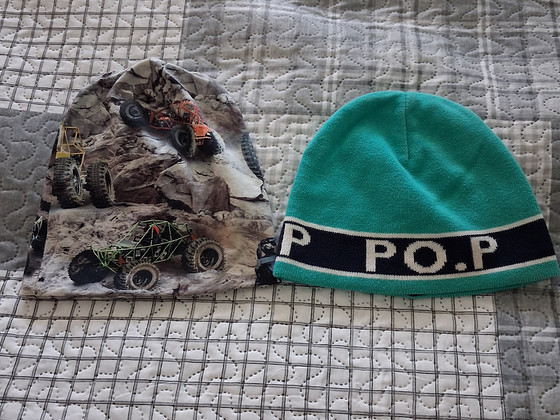 2 mütsi Molo, Polarn O. Pyret