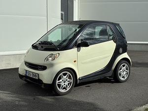 SMART FORTWO (3 foto / 7)