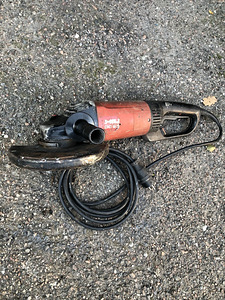 Угловая шлифмашина Hilti DC 230-S (1 фото из 3)