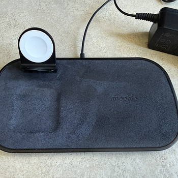 3-in-1 wireless charger