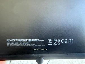 3-in-1 wireless charger (2 foto / 2)