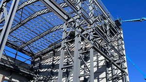 OTSIME KOGENUD METALLKONSTRUKTSIOONIDE PAIGALDAJAID SOOME (1 foto / 1)