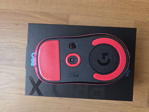 Logitech G Pro X Superlight (2 foto / 2)