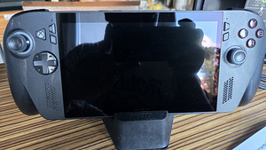 ASUS ROG Xbox Ally X (6 foto / 9)