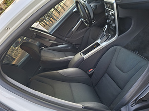 Volvo s60 (8 foto / 11)