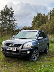 Kia Sportage (1 foto / 12)