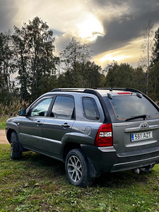 Kia Sportage (3 foto / 12)