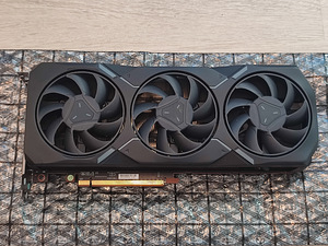 AMD RX 7900 XT 20GB (1 foto / 5)