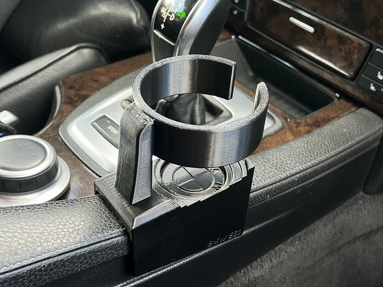 BMW E60/E61 topsihoijda