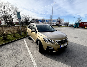 Peugeot 5008 (4 фото из 13)
