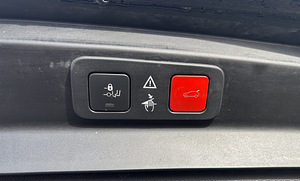 Peugeot 5008 (13 фото из 13)