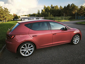 SEAT Leon FR Facelift 2.0 TSI 140 kW DSG, 2018 (4 foto / 12)