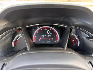 Honda Civic Sport Plus 1.5 Turbo 134 kW CVT – 2018 (7 foto / 11)