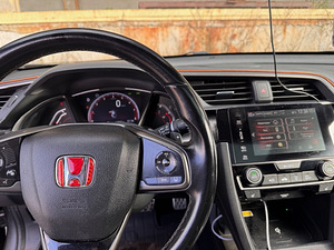 Honda Civic Sport Plus 1.5 Turbo 134 kW CVT – 2018 (10 foto / 11)