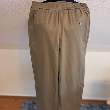 Rohelised püksid