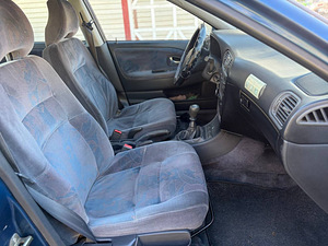 VOLVO S40 (6 фото из 10)