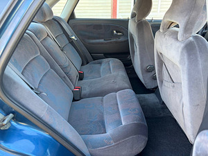 VOLVO S40 (8 фото из 10)