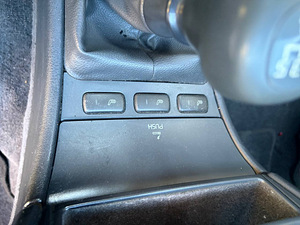 VOLVO S40 (9 фото из 10)
