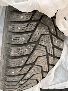 Hankook 205/55/16 naastrehvid (2 foto / 4)
