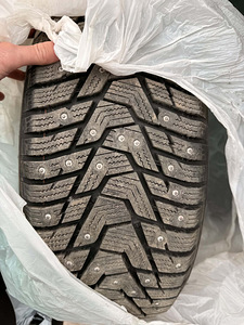 Hankook 205/55/16 naastrehvid (4 foto / 4)