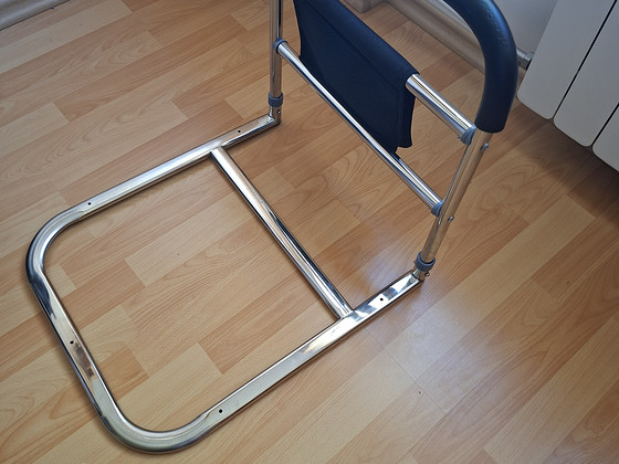 Voodi tugikäepide
