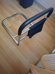 Voodi tugikäepide (2 foto / 2)