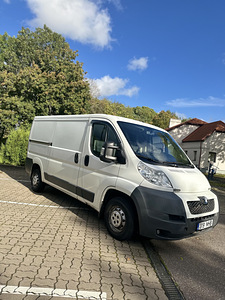 Peugeot boxer (1 foto / 12)