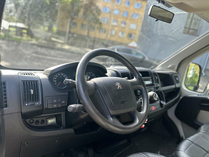Peugeot boxer (10 foto / 12)