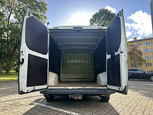 Peugeot boxer (11 foto / 12)