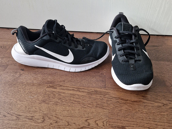 Nike jooksutossud nr42