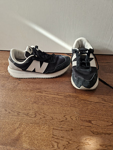 Кроссовки New Balance, размер 42.5 (1 фото из 4)