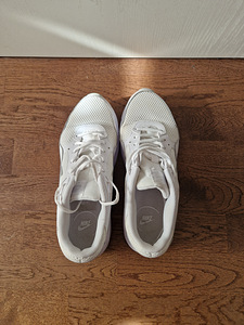 Кроссовки Nike, размер 38 (3 фото из 3)